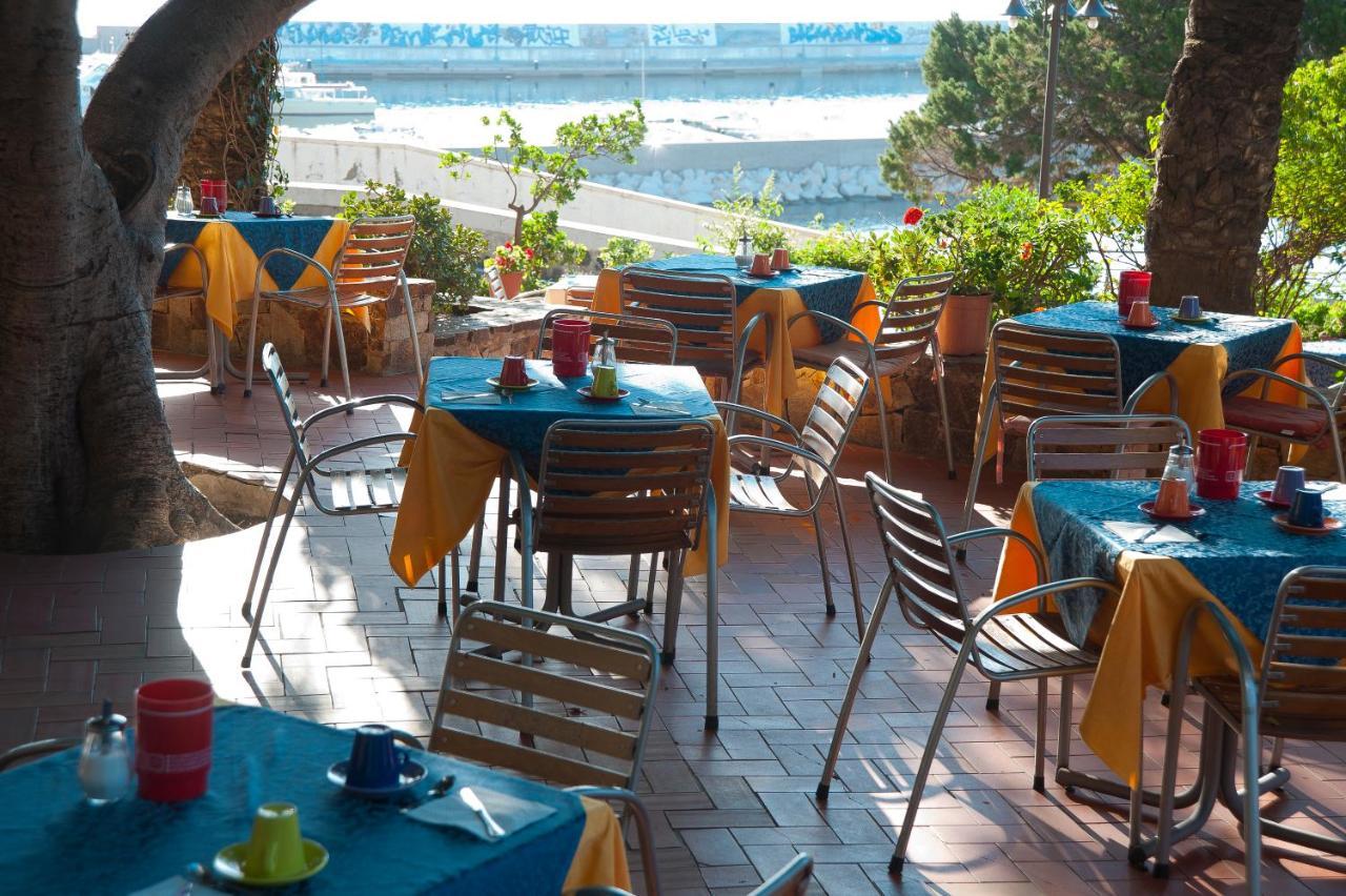Albergo Miramare Кала-Гононе Экстерьер фото